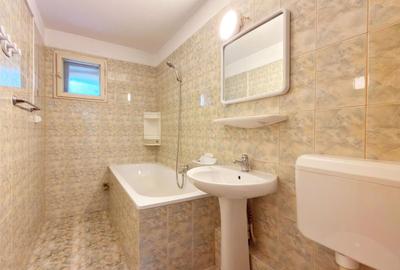 Apartament cu 3 camere decomandat în Tei - 11