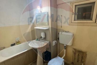 Apartament cu 4 camere de vanzare in zona Central Apartament cu 4 camere de vanzare in zona Central - 7