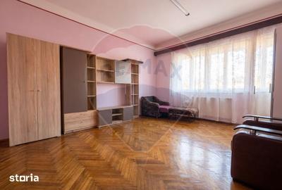 Casă cu 3 camere cu Teren 314 Mp în Central - 9