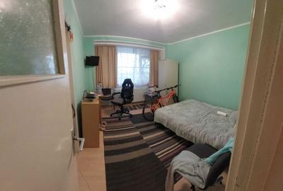 Apartament cu 3 camere decomandat în Țiglina 1