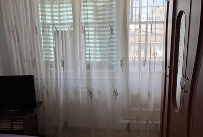 Apartament cu 3 camere decomandat în Exterior Vest - 2