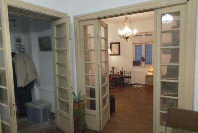 Casă individuală cu 8 camere cu Teren 260 Mp în Ultracentral - 2