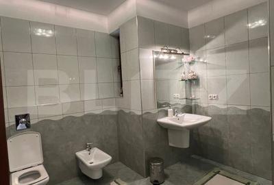 Casă cu 6 camere cu Teren 330 Mp în Soarelui - 2