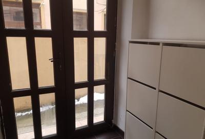 Apartament cu 3 camere semidecomandat, mobilat în Parcul Carol - 14