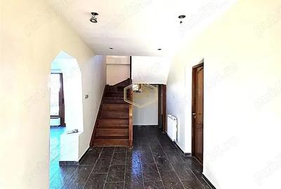 Casă cu 5 camere cu Teren 1000 Mp în Central - 20