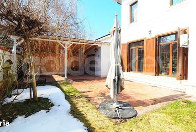 Casă cu 6 camere cu Teren 813 Mp în Central - 18