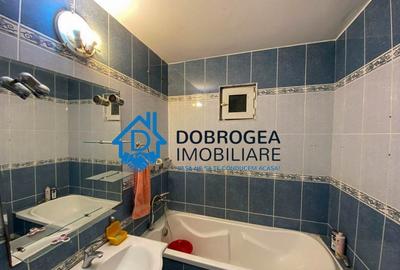Apartament cu 3 camere decomandat, mobilat în C5 - 10