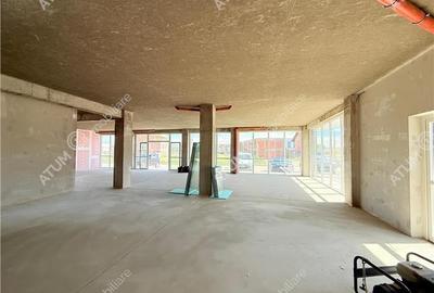 Spatiu comercial de inchiriat in Selimbar 252 mp si vitrina la strada - 7