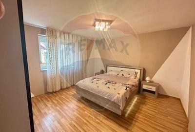 Casă individuală cu 3 camere cu Teren 680 Mp în Vest - 2