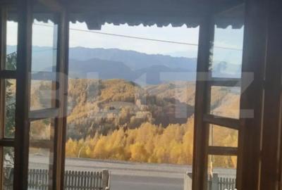 Casă cu 5 camere cu Teren 1789 Mp în Central