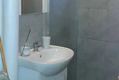 Apartament cu 3 camere semidecomandat în Exterior Vest - 1