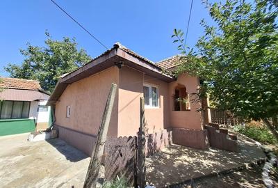 Casă cu 4 camere în Gura Vadului - 7