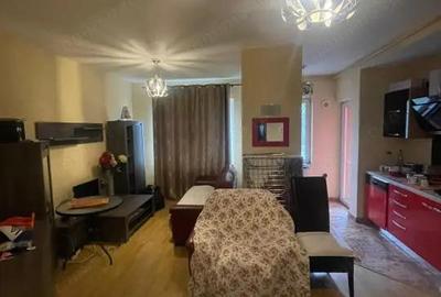 Apartament cu 3 camere decomandat, mobilat în Central - 2