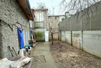 Casă cu Teren 115 Mp în Central - 1