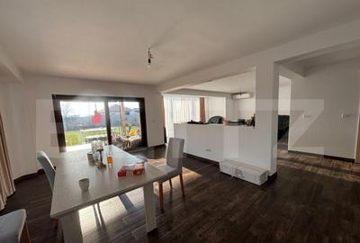 Casă cu 5 camere cu Teren 700 Mp în Dumbrăvița