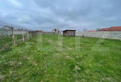 Teren de 2600 mp, în Central