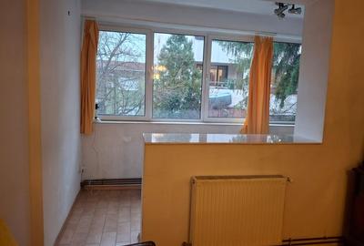 Apartament cu 2 camere semidecomandat în Central - 10