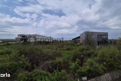 Teren de 9600 mp, în Central - 1