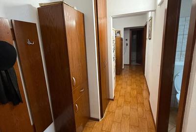 Apartament cu 3 camere decomandat, mobilat în Aradului - 2