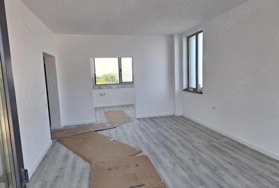 Casă cu Teren 200 Mp în Palazu Mare - 6