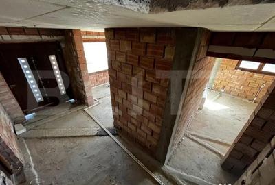 Casă cu 6 camere cu Garaj în Beclean - 11