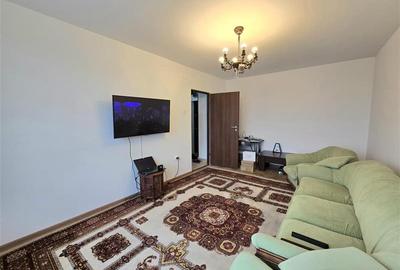 Apartament cu 4 camere decomandat în Central