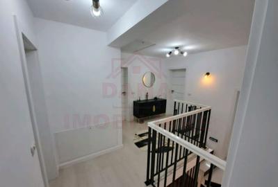 VILĂ TIP TRIPLEX/ LA CHEIE/ ÎN CARANSEBEȘ/,JUD.C-S COMISION 0% - 7