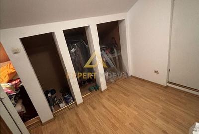 Casă cu 4 camere în Ultracentral - 3