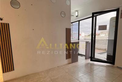 Spațiu comercial, de 60 mp, în Central - 7