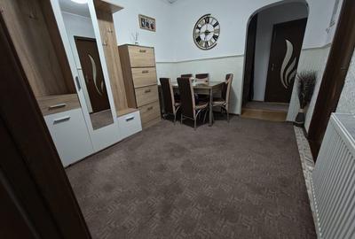 Apartament cu 3 camere decomandat în Piața Nouă - 4