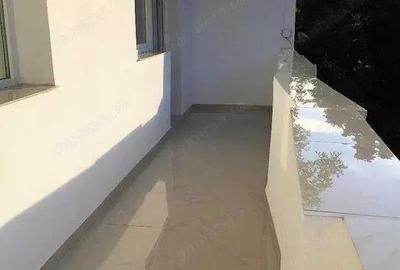 Inchiriez ap.o camera in Zona Brancoveanu, et.1, suprafata utila de 42 mp. - 2