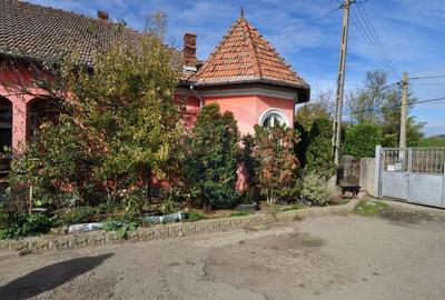 Casa cu teren ?i anexe, curte generoasa, poten?ial ur... Casa cu teren ?i anexe, curte generoasa, poten?ial ur... - 4