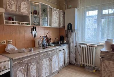 Apartament cu 4 camere semidecomandat în Gojdu - 9
