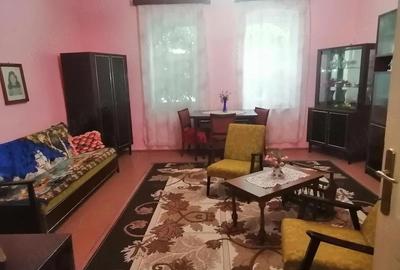 Casă cu 5 camere cu Teren 1108 Mp în Central - 3