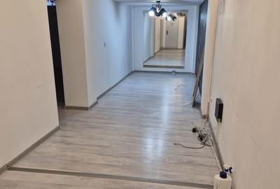 Spațiu comercial, de 95 mp, în Ultracentral - 16