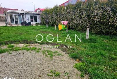 Spațiu comercial, în Sub Arini - 4