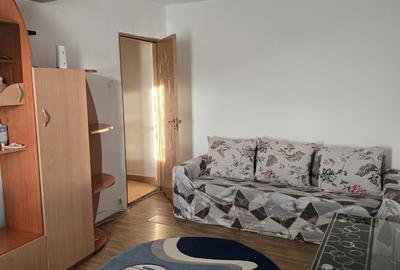 Apartament cu 2 camere semidecomandat în Tineretului - 4