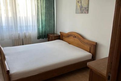 De inchiriat De inchiriat - 2