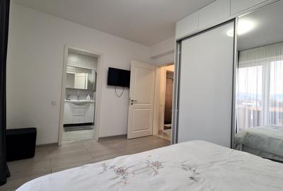 Duplex cu 8 camere cu Canalizare în Stupini - 5