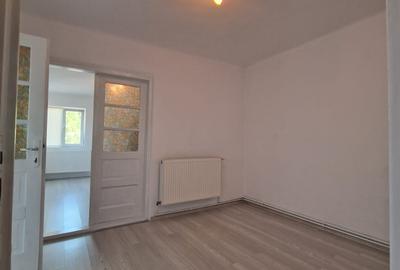 Branesti - Casa - singur curte - teren 720 mp - casa 97 mp - deschidere 13 mp