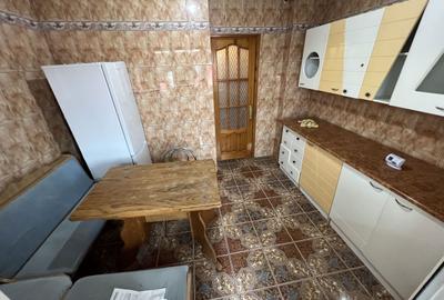 Apartament cu 3 camere decomandat, mobilat în Casa de Cultură - 4