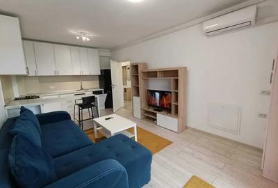 Apartament cu 2 camere semidecomandat, mobilat în Tractorul