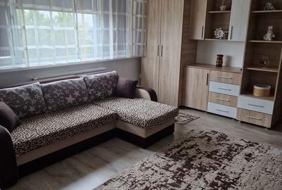 Apartament cu 2 camere semidecomandat în Titulescu - 2
