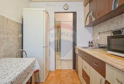 Apartament cu 3 camere de inchiriat in zona Brasovul Vechi - 12