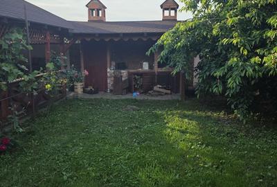 Casă cu 4 camere în Central - 3