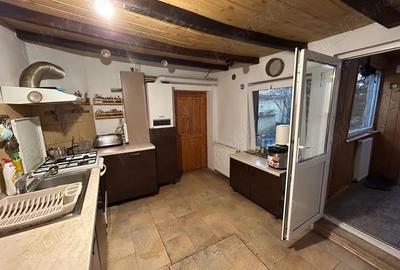 Casa + curte, pivni?a, garaj. - 6