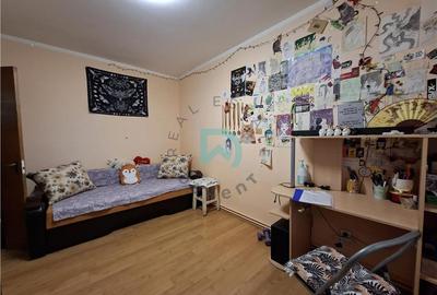 Apartament cu 3 camere decomandat în Răcădău - 2