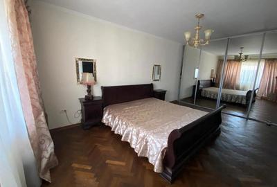 Apartament cu 2 camere decomandat, mobilat în Gara