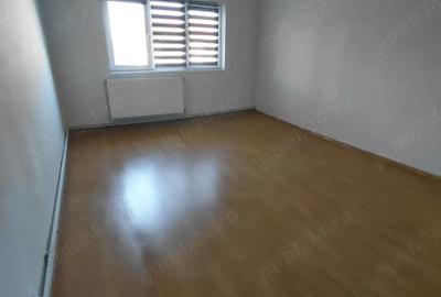 Apartament cu 2 camere decomandat în Soarelui - 3