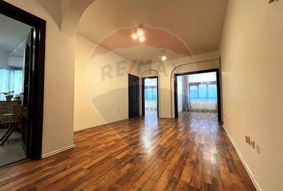 Apartament cu 3 camere de vanzare in vila zona Eminescu/Dacia - 2